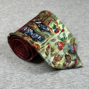 Vintage JCPenney "Holidays" Santa Christmas Silk Necktie Festive Holiday 56x4"